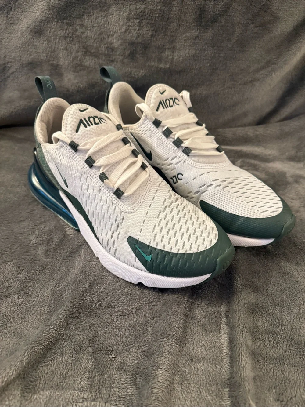 Women’s Nike Air Max 270 White and Teal-Green Athletic Sneakers - Picture 1 of 4